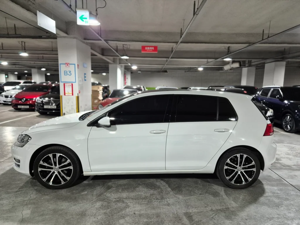 Volkswagen Golf 7th Gen 2.0 TDI Premium