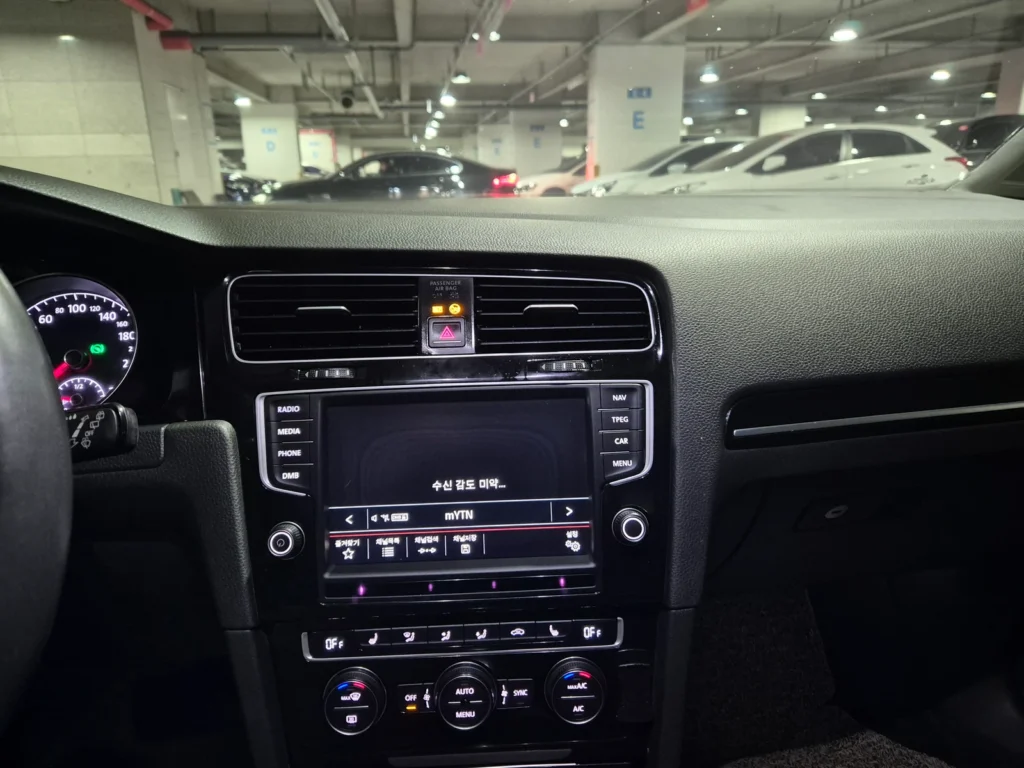 Volkswagen Golf 7th Gen 2.0 TDI Premium