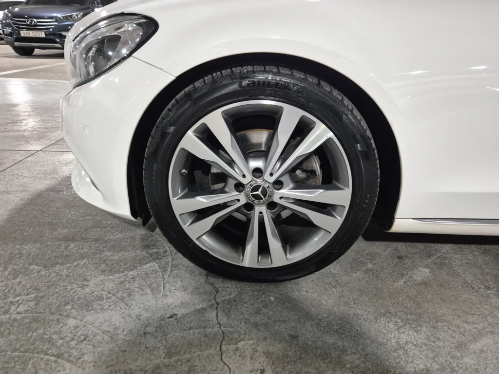 Benz C-Class W205 C220 d Avantgarde