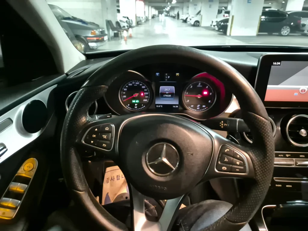 Benz C-Class W205 C220 d Avantgarde