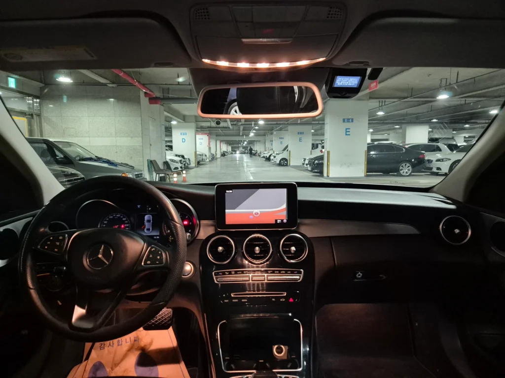 Benz C-Class W205 C220 d Avantgarde