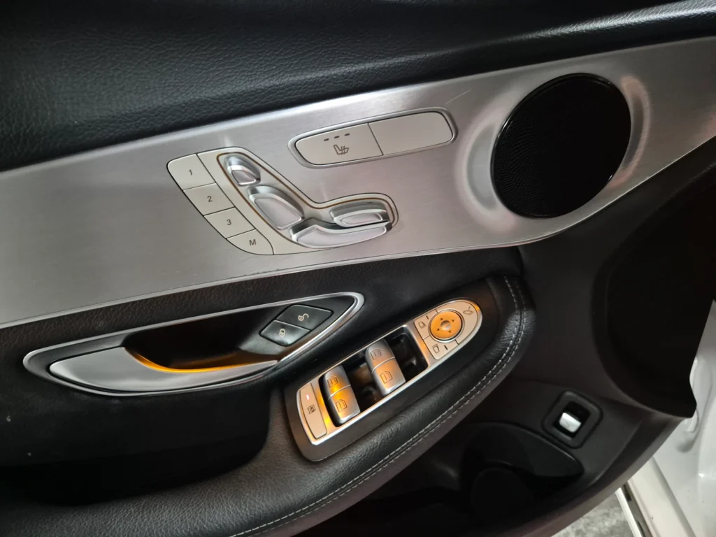 Benz C-Class W205 C220 d Avantgarde