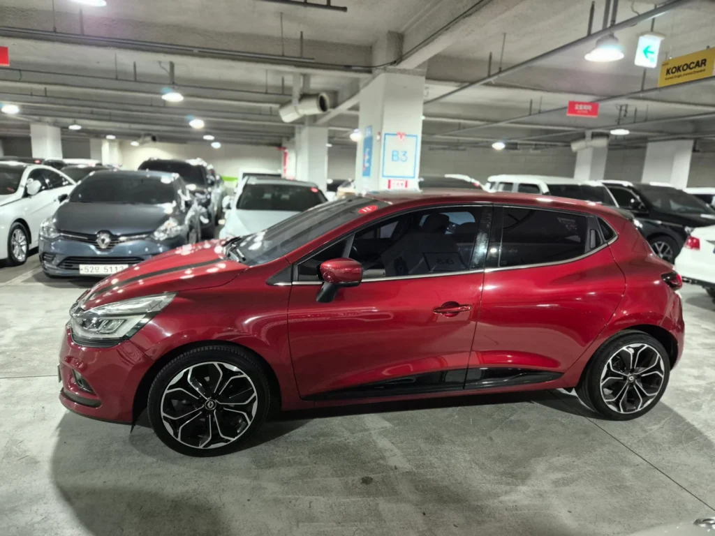 Renault-KoreaSamsung Clio Intens