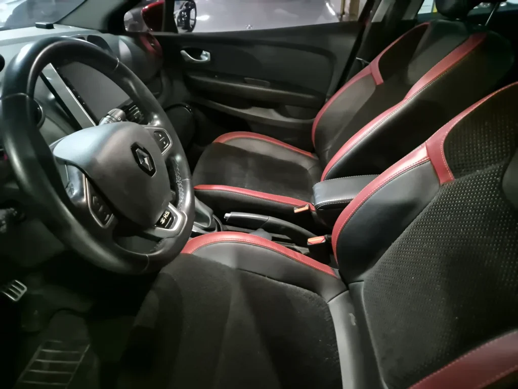 Renault-KoreaSamsung Clio Intens