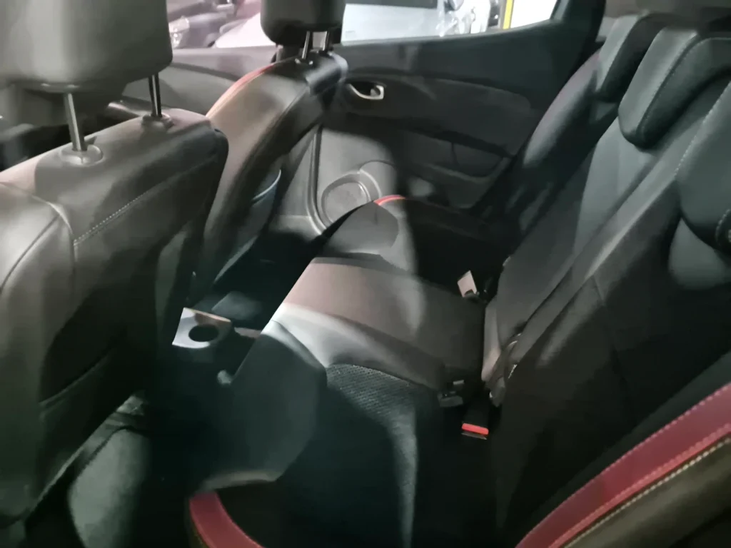 Renault-KoreaSamsung Clio Intens