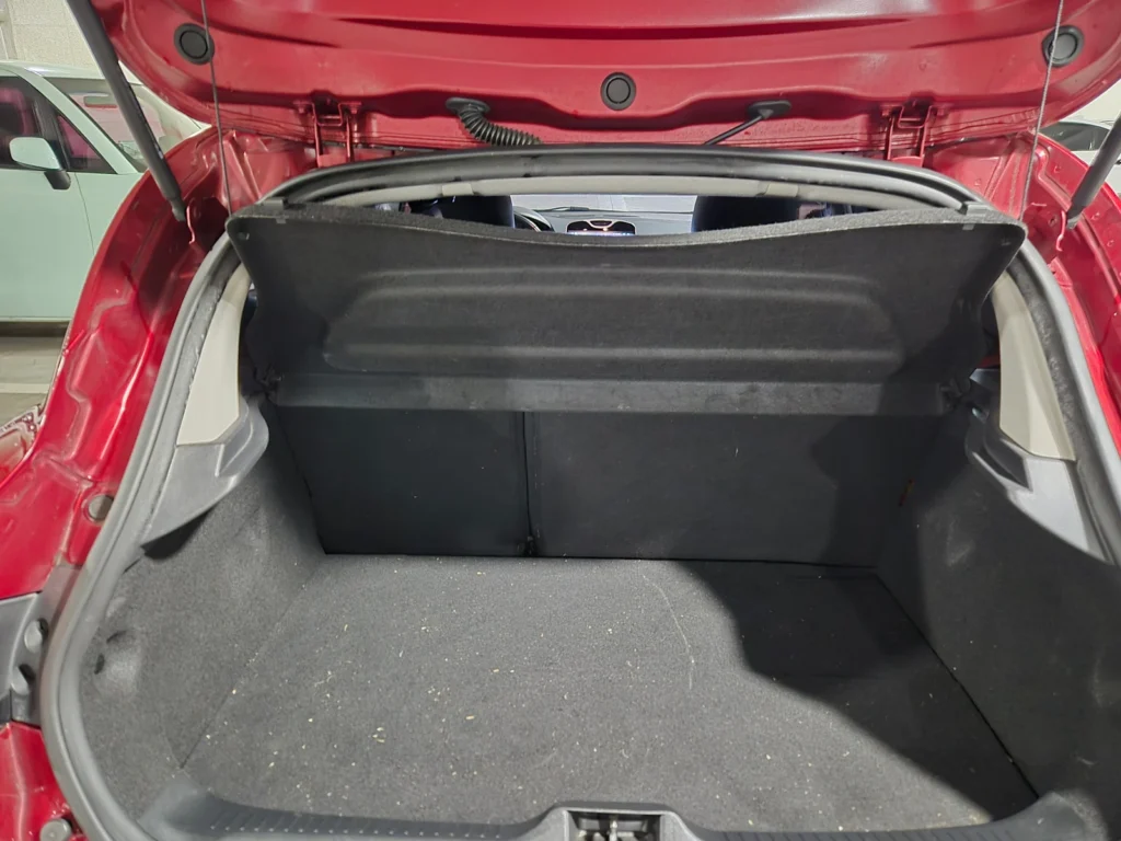 Renault-KoreaSamsung Clio Intens