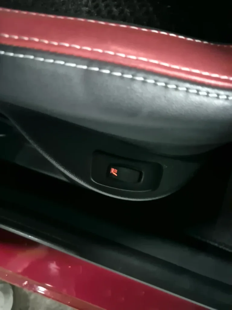 Renault-KoreaSamsung Clio Intens