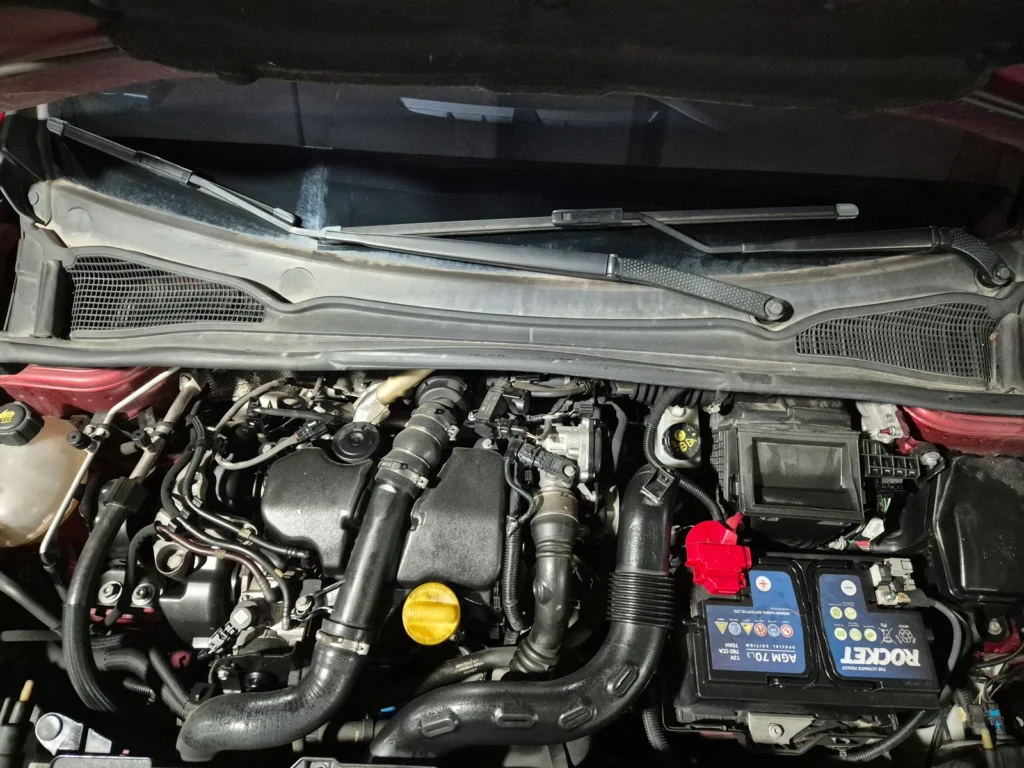 Renault-KoreaSamsung Clio Intens