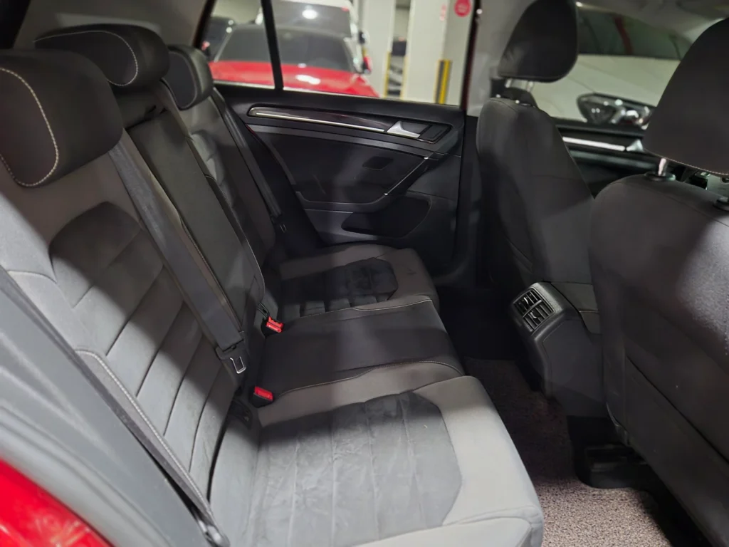 Volkswagen Golf 7th generation 2.0 TDI