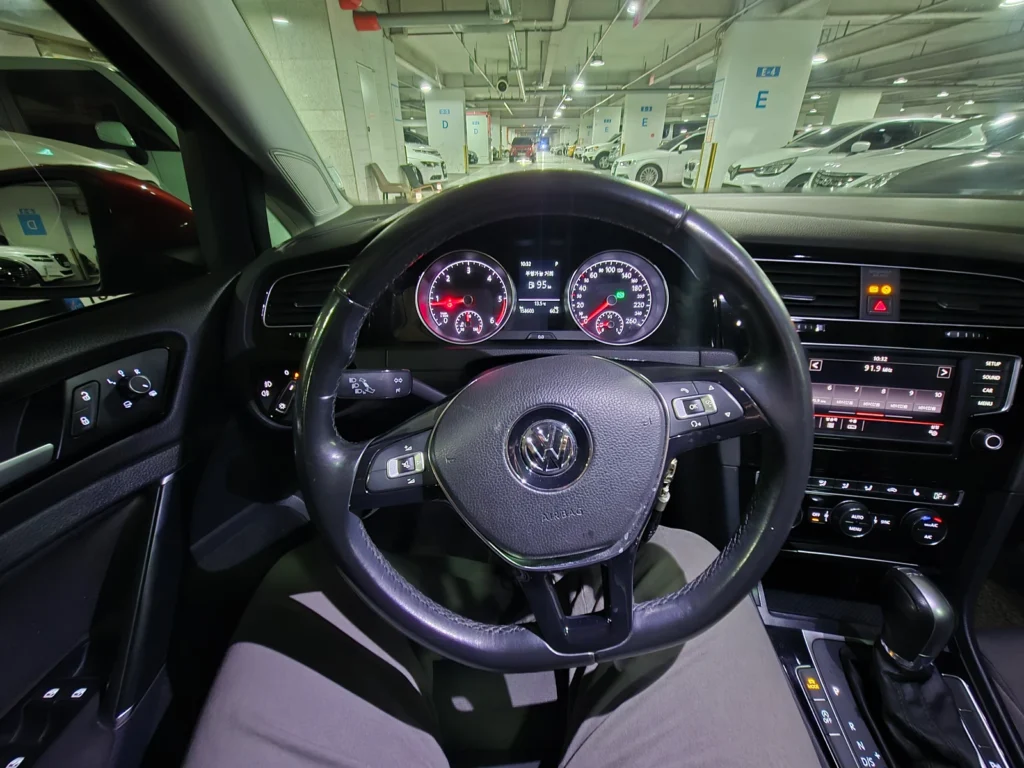 Volkswagen Golf 7th generation 2.0 TDI