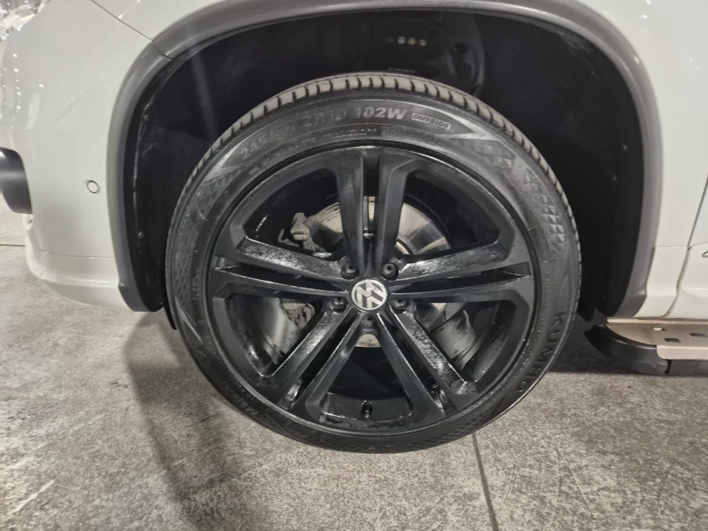 Volkswagen New Tiguan 2.0 TDI R-Line