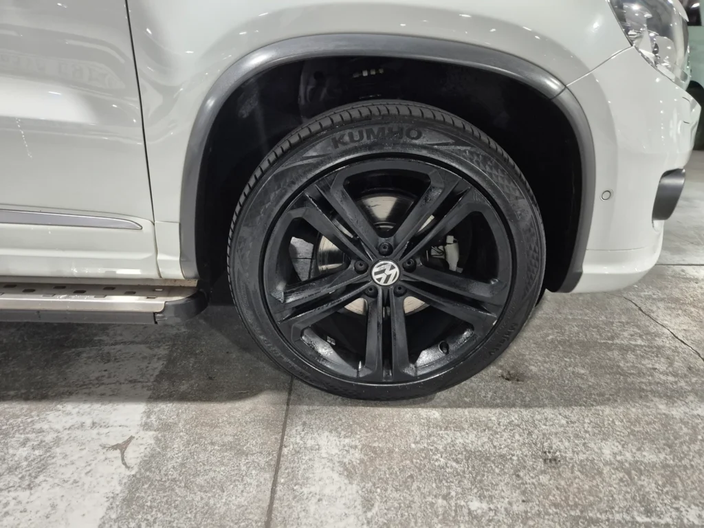 Volkswagen New Tiguan 2.0 TDI R-Line