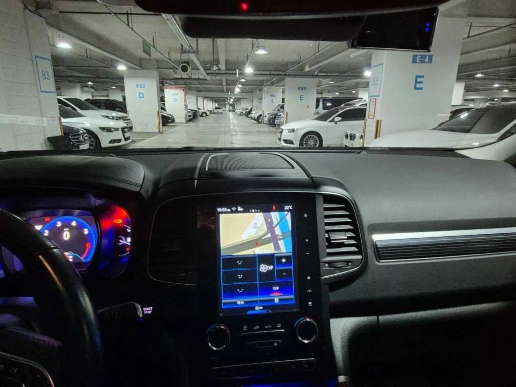 Renault-KoreaSamsung The New QM6 2.0 LPe RE Signature 2WD