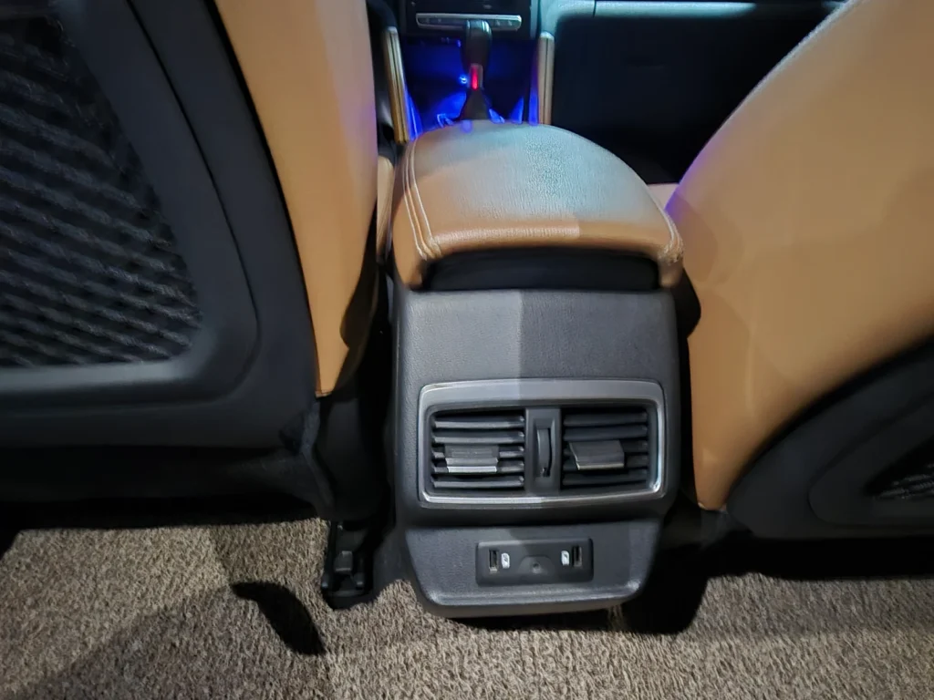 Renault-KoreaSamsung The New QM6 2.0 LPe RE Signature 2WD