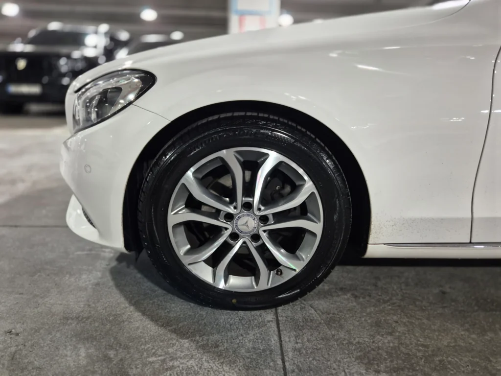 Benz C-Class W205 C220 d Avantgarde