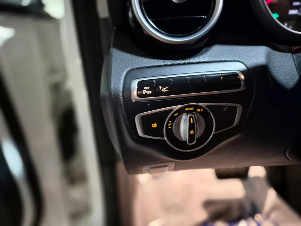 Benz C-Class W205 C220 d Avantgarde