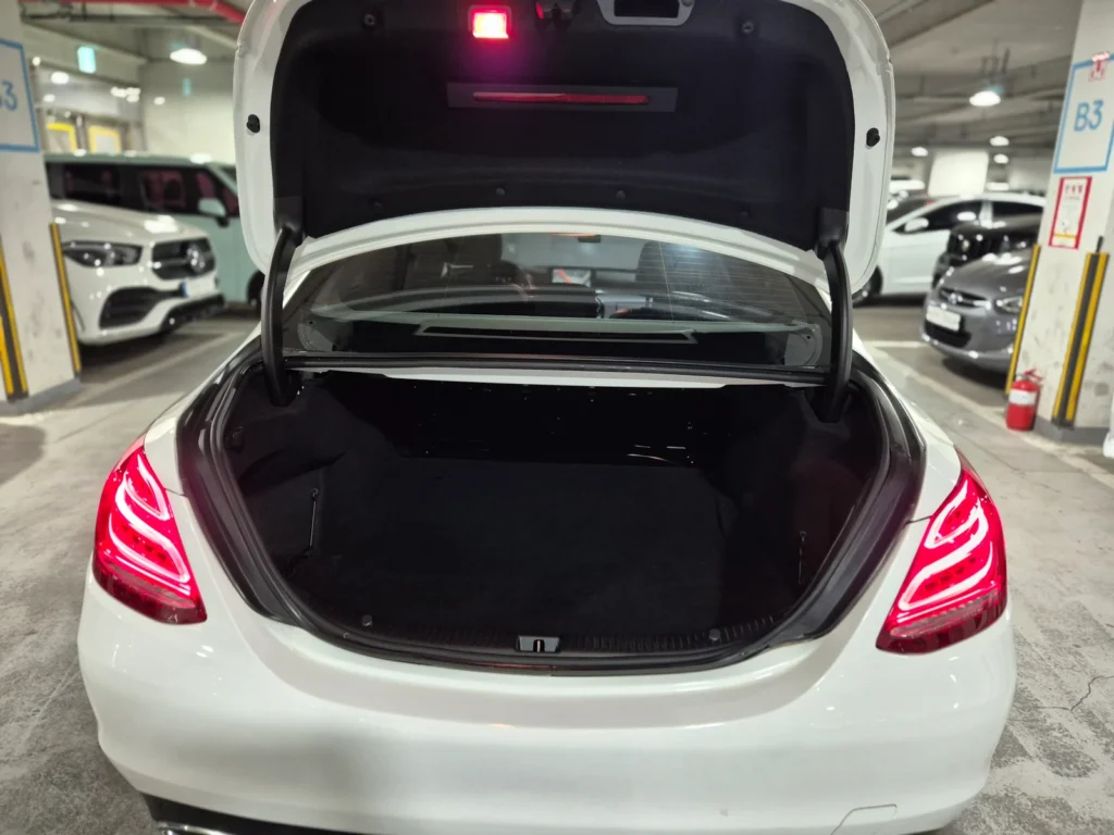 Benz C-Class W205 C220 d Avantgarde