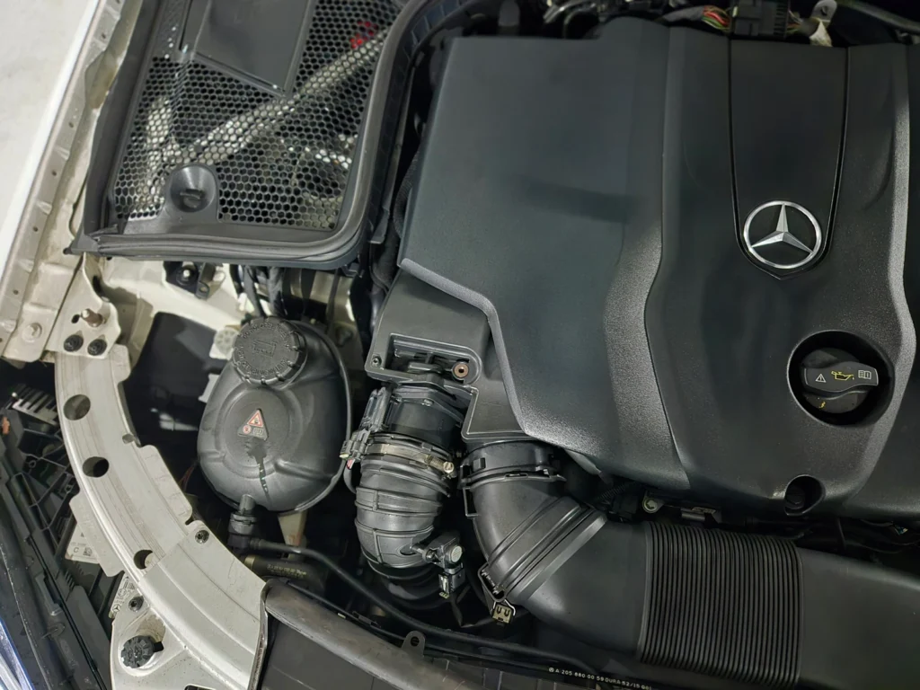 Benz C-Class W205 C220 d Avantgarde