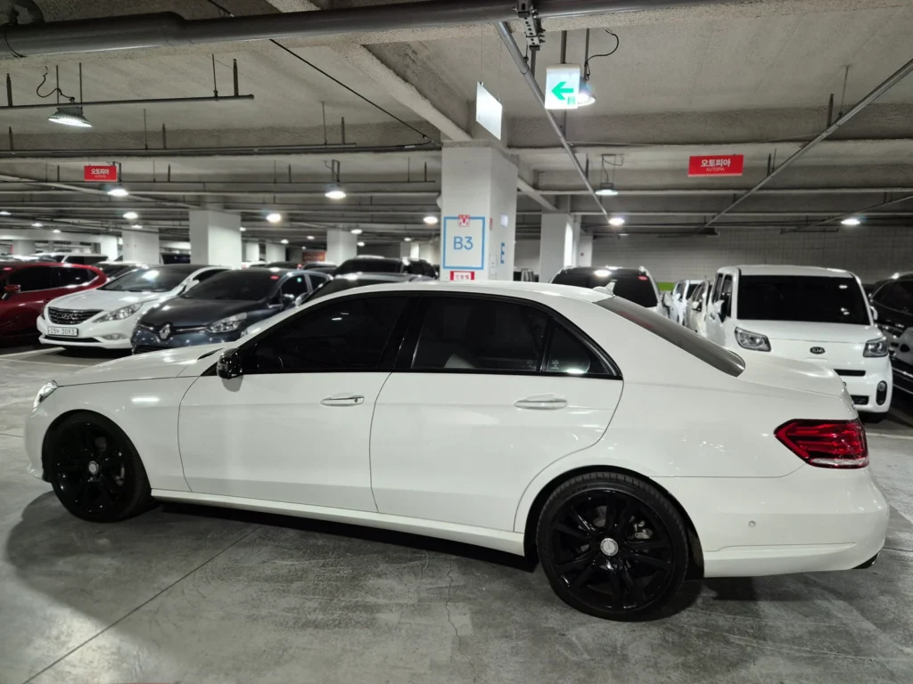 Benz E-Class W212 E220 BlueTEC Avantgarde Sport