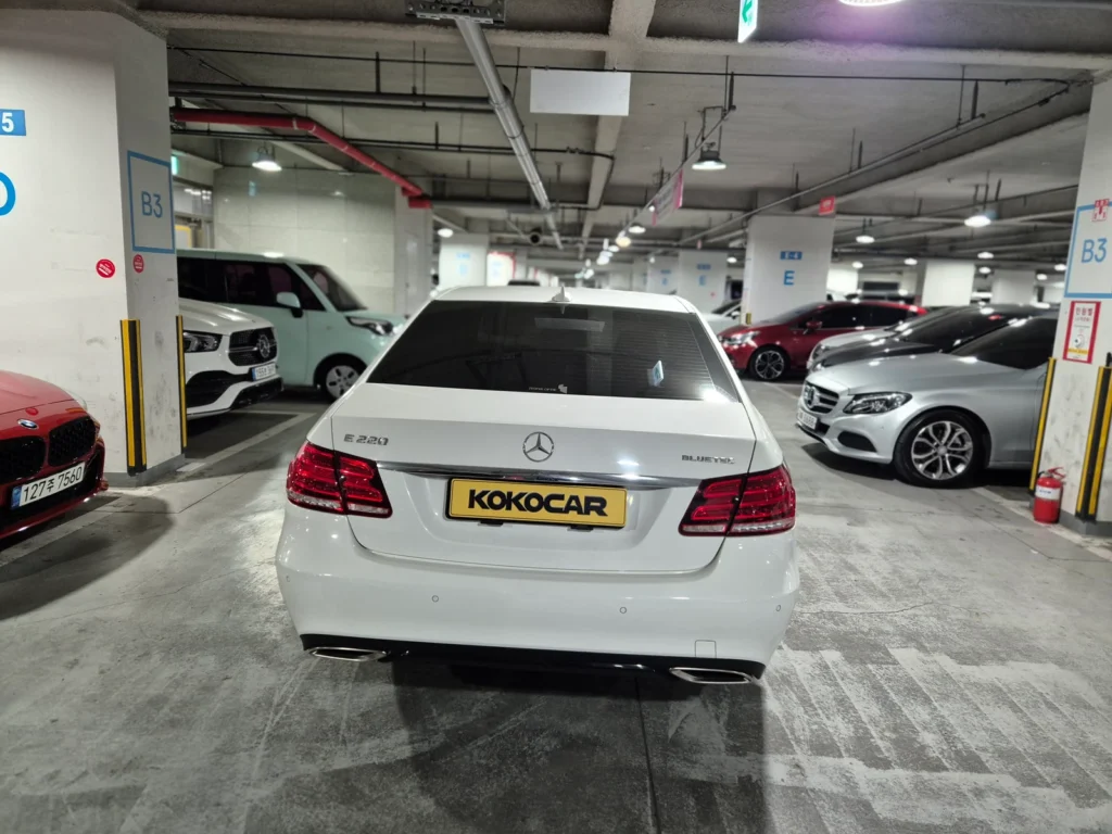 Benz E-Class W212 E220 BlueTEC Avantgarde Sport