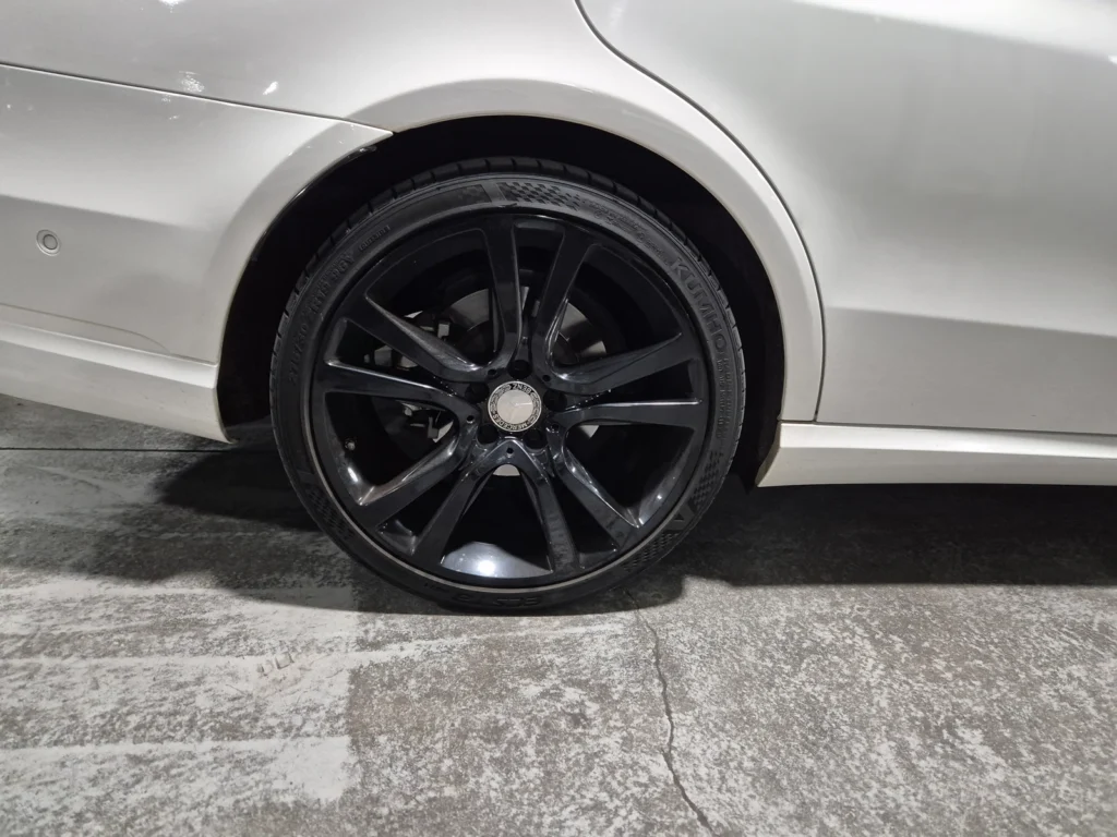 Benz E-Class W212 E220 BlueTEC Avantgarde Sport