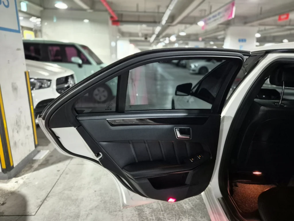 Benz E-Class W212 E220 BlueTEC Avantgarde Sport