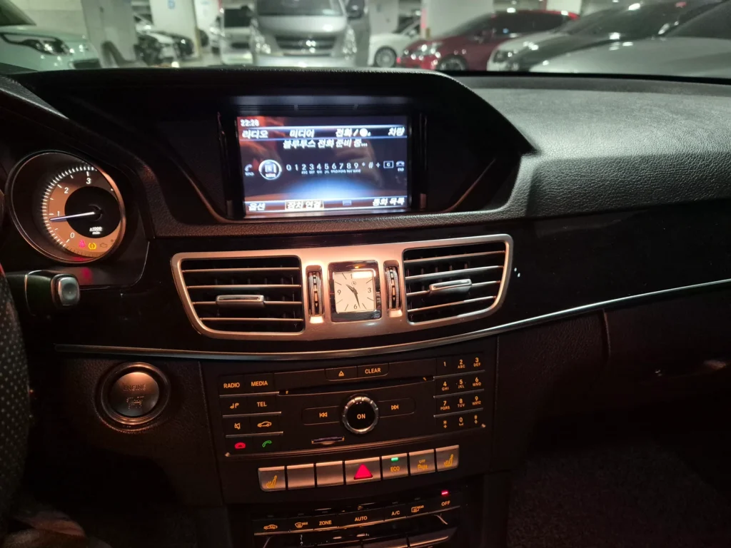 Benz E-Class W212 E220 BlueTEC Avantgarde Sport