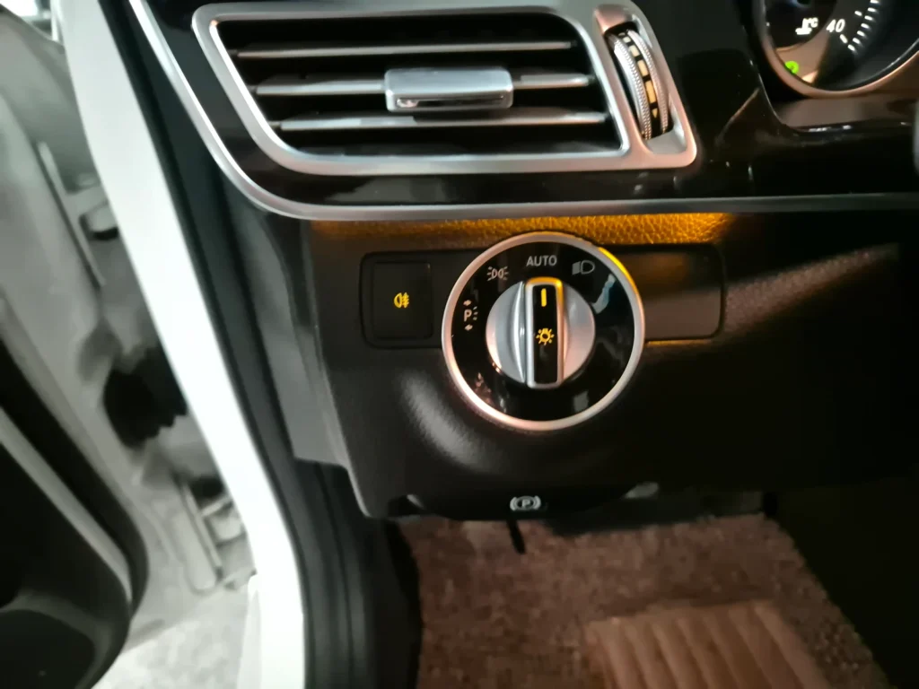 Benz E-Class W212 E220 BlueTEC Avantgarde Sport