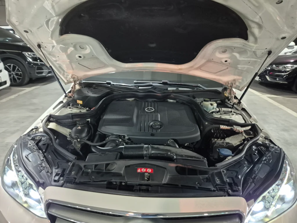 Benz E-Class W212 E220 BlueTEC Avantgarde Sport