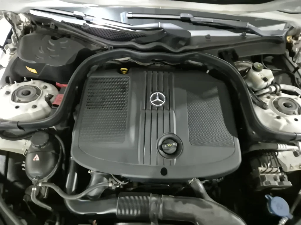 Benz E-Class W212 E220 BlueTEC Avantgarde Sport