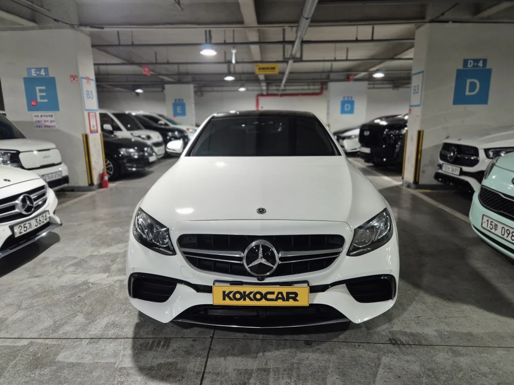 Benz E-Class W213 E300 4MATIC Avantgarde