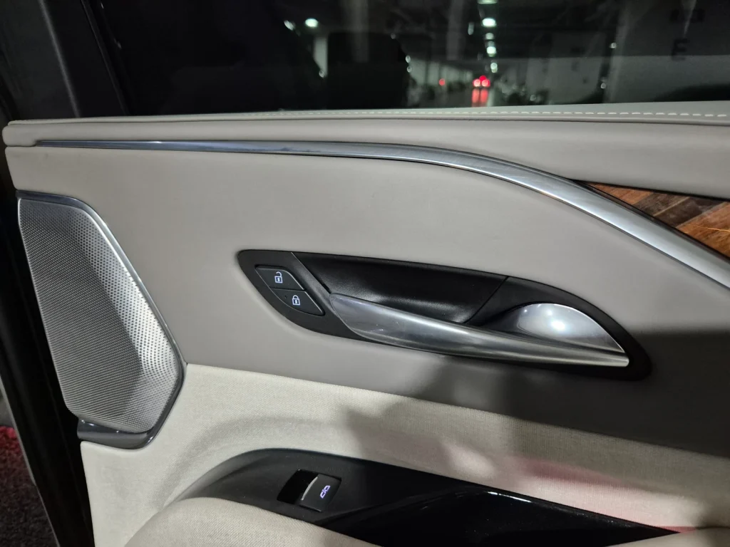 Cadillac Escalade 5th Gen 6.2