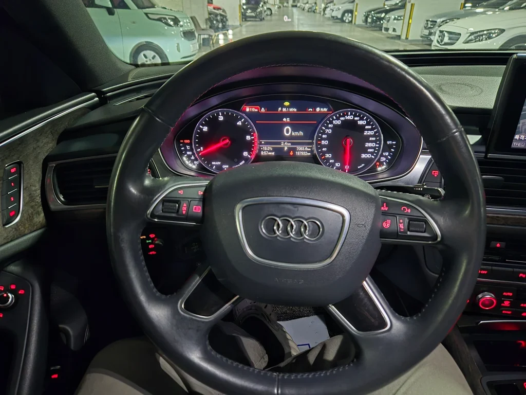 Audi New A6 2.0 TDI Quattro Premium