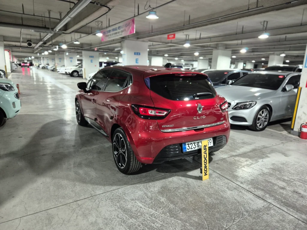 Renault-KoreaSamsung Clio Intens