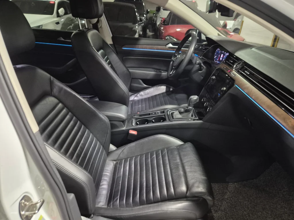 Volkswagen Passat GT (B8) 2.0 TDI Prestige