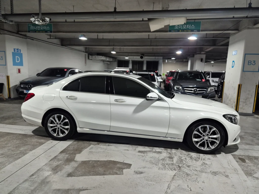 Benz C-Class W205 C220 d Avantgarde