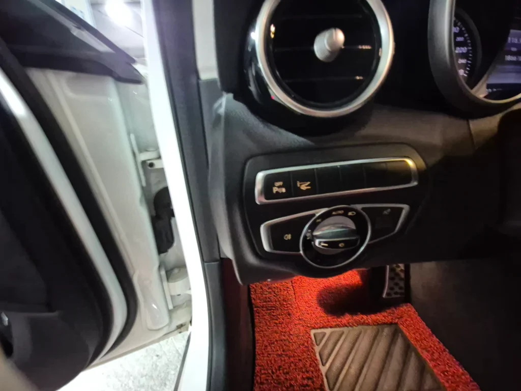 Benz C-Class W205 C220 d Avantgarde