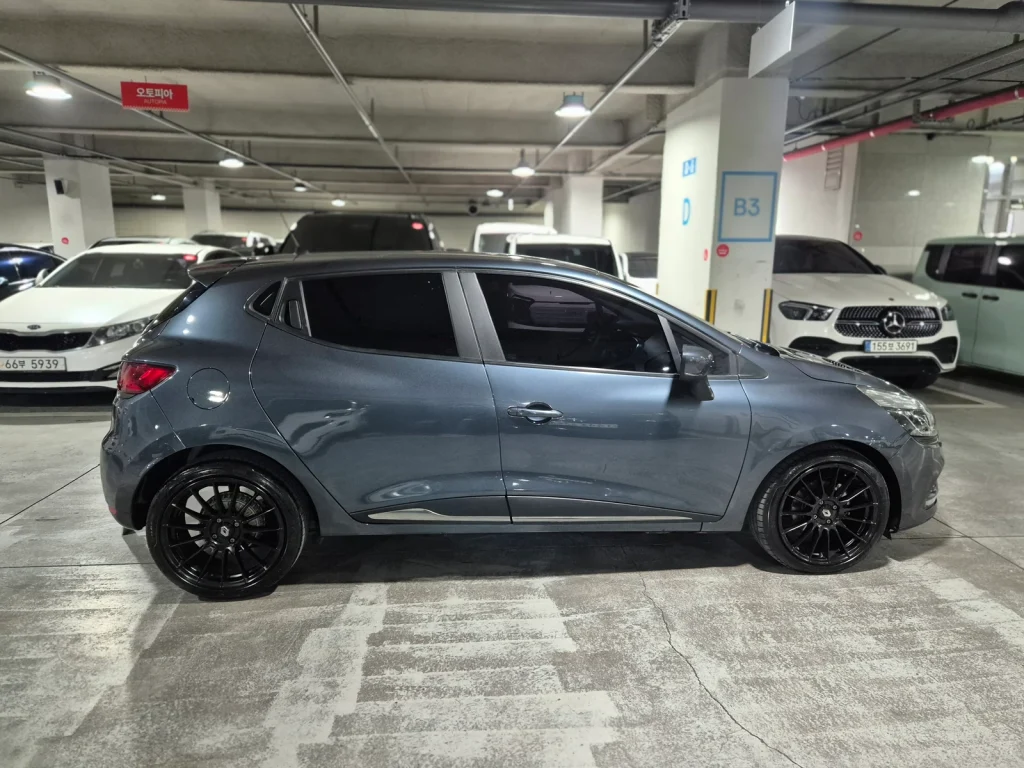 Renault-KoreaSamsung Clio Zen