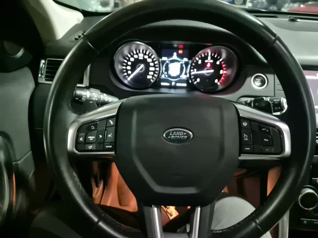 Land Rover Discovery Sport 2.0 TD4 HSE Luxury