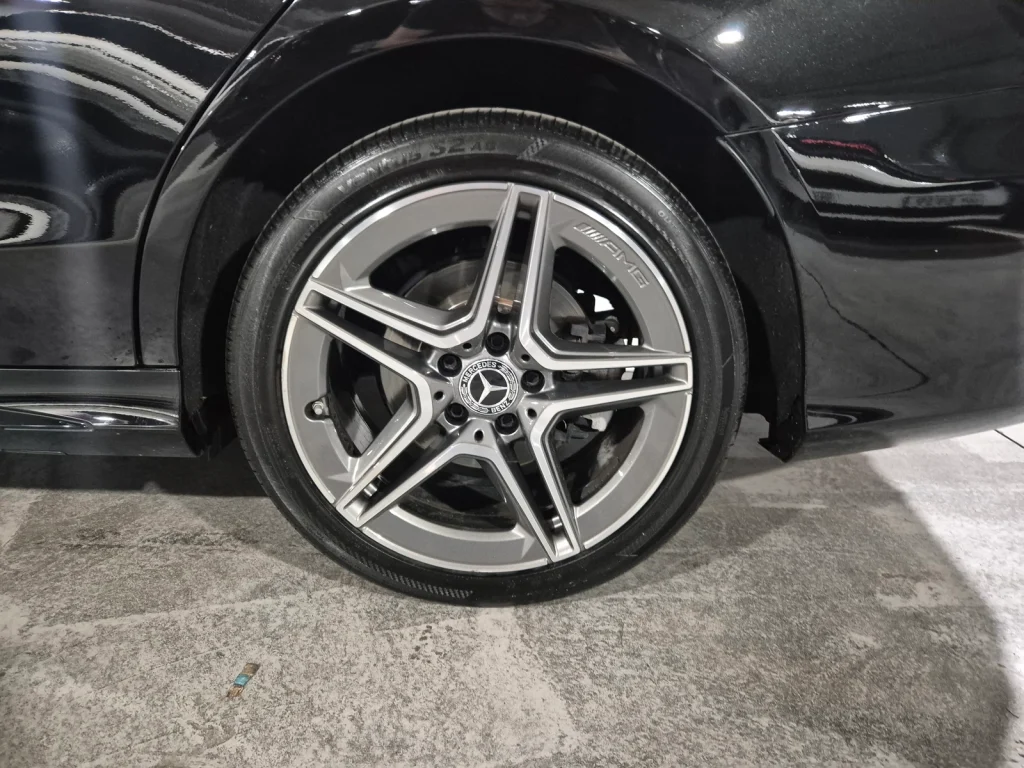 Benz C-Class W205 C220 d 4MATIC AMG Line