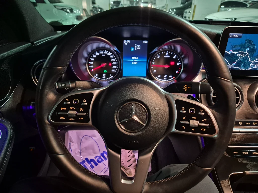 Benz C-Class W205 C220 d 4MATIC AMG Line