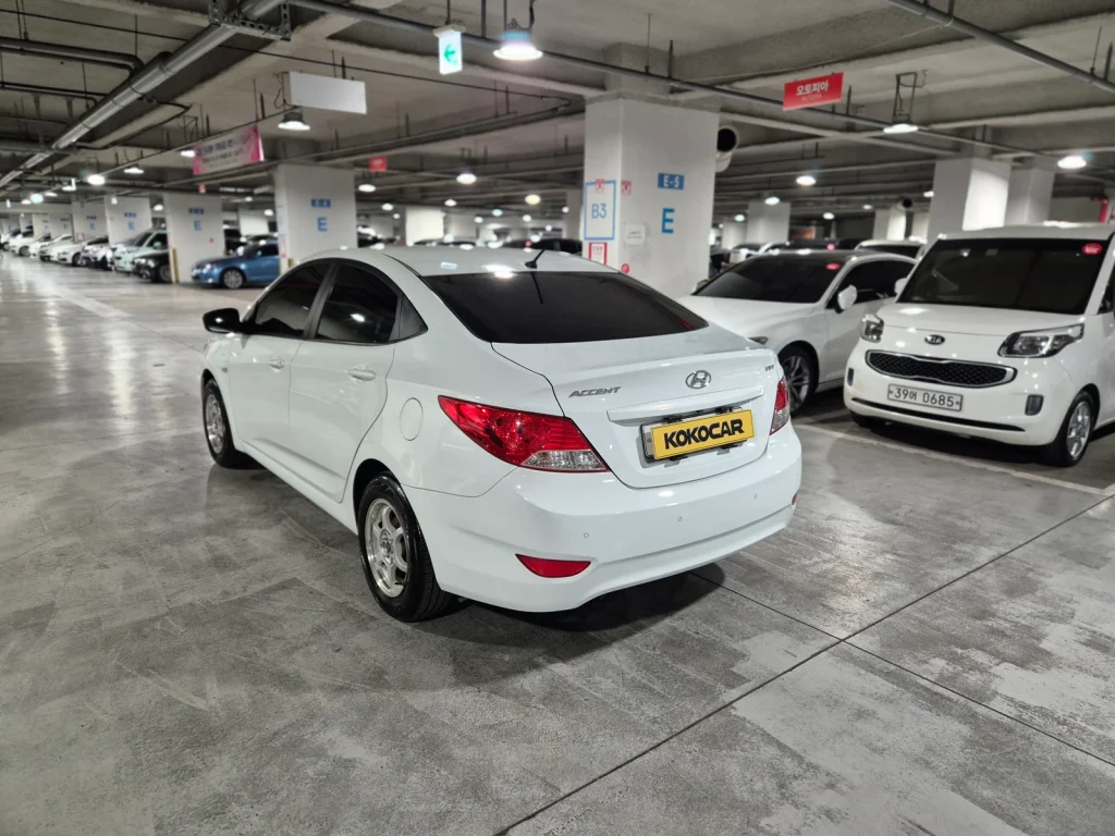 Hyundai Accent (New) 1.4 VVT Luxury