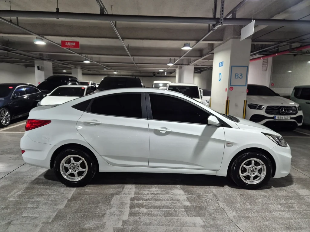 Hyundai Accent (New) 1.4 VVT Luxury