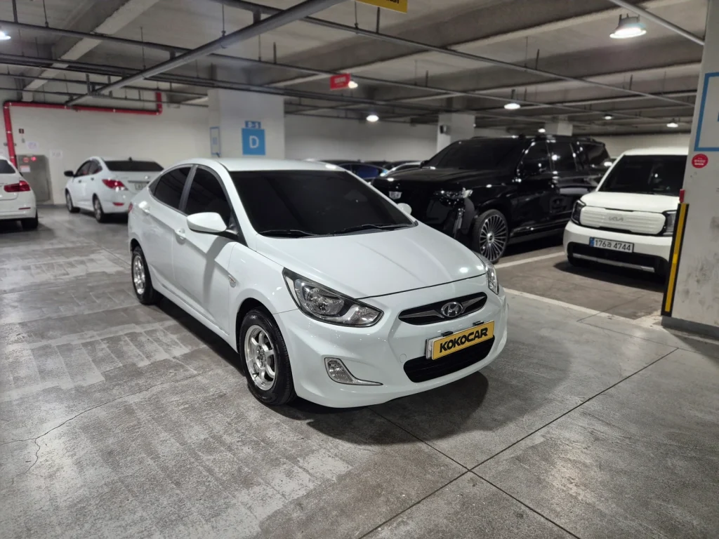 Hyundai Accent (New) 1.4 VVT Luxury