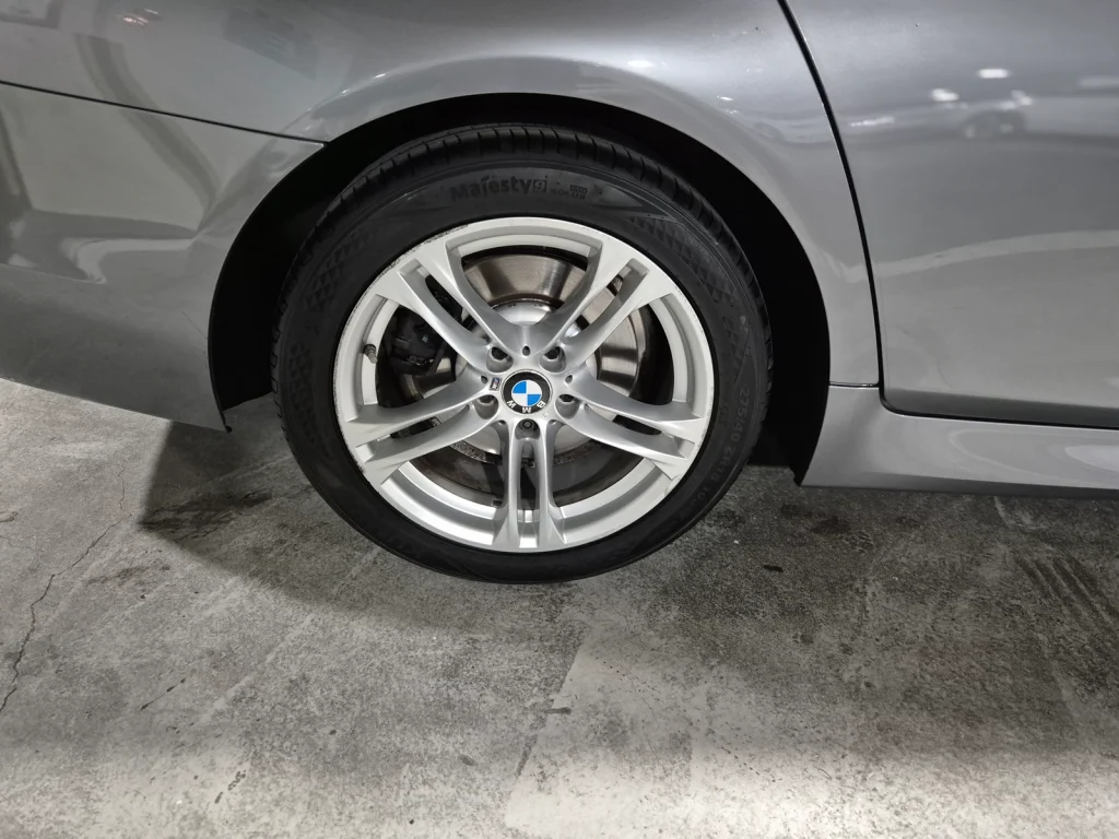BMW 5 Series (F10) 528i Luxury Plus