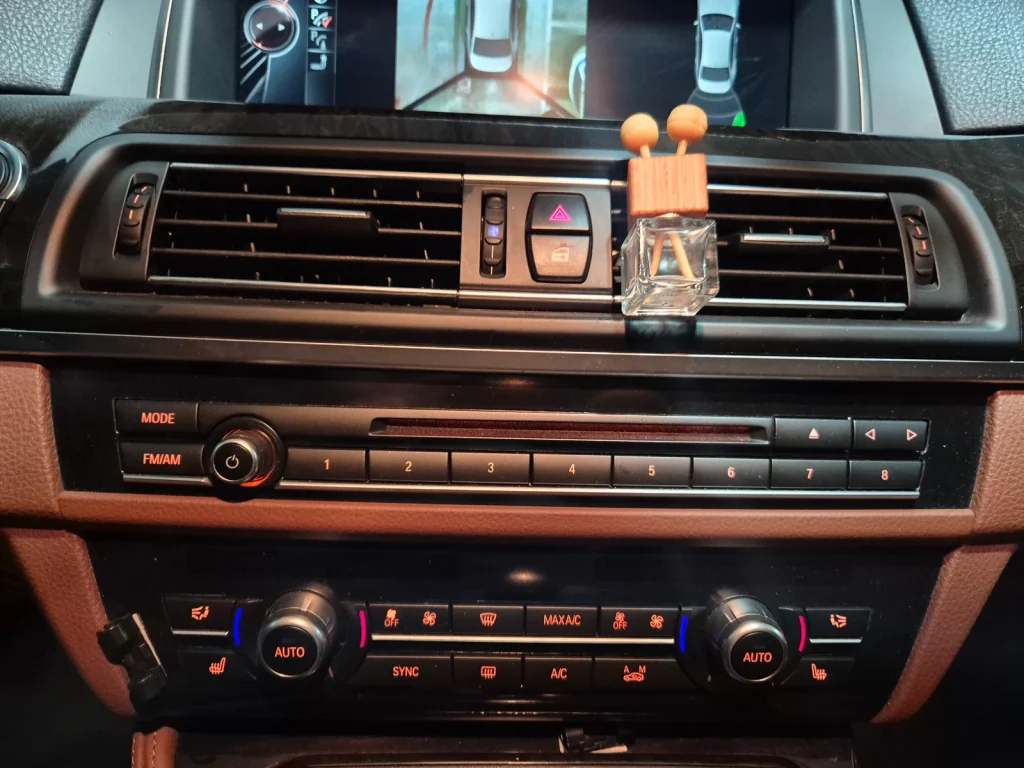 BMW 5 Series (F10) 528i Luxury Plus