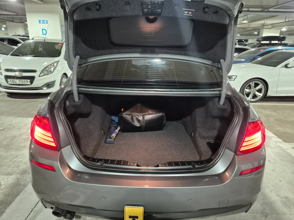 BMW 5 Series (F10) 528i Luxury Plus