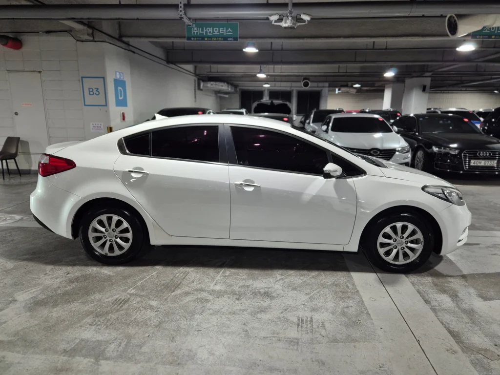 Kia K3 Luxury