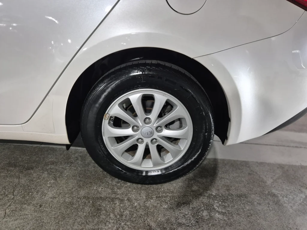 Kia K3 Luxury