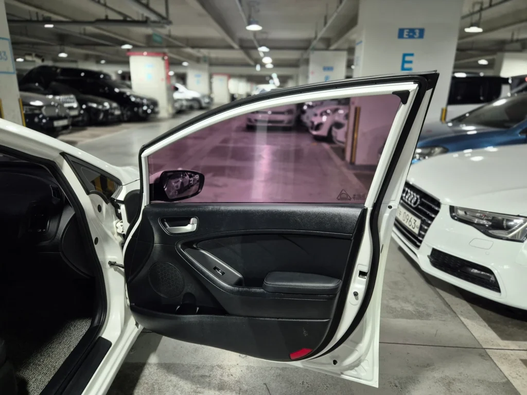 Kia K3 Luxury